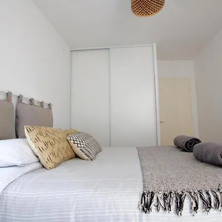 Appartement Prestige 2 Chambres Avec Balcon *