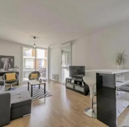 Prestige 2 Chambres Avec Balcon Montévrain